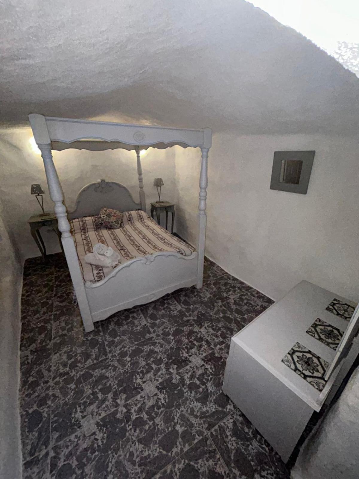 Villa The Crystal Cave Zújar Esterno foto